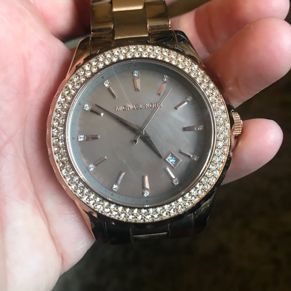 Rose Gold Michael Kors Watch - Picture 4 of 6